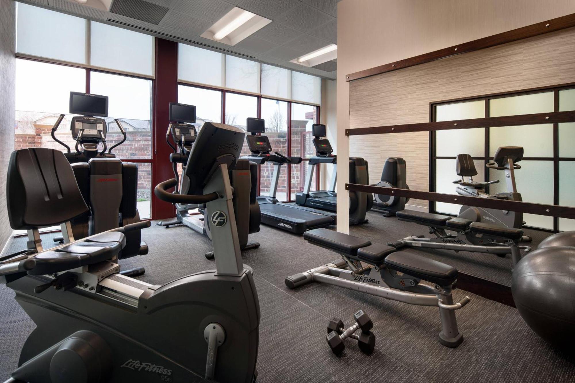 Courtyard By Marriott Denver Airport Экстерьер фото