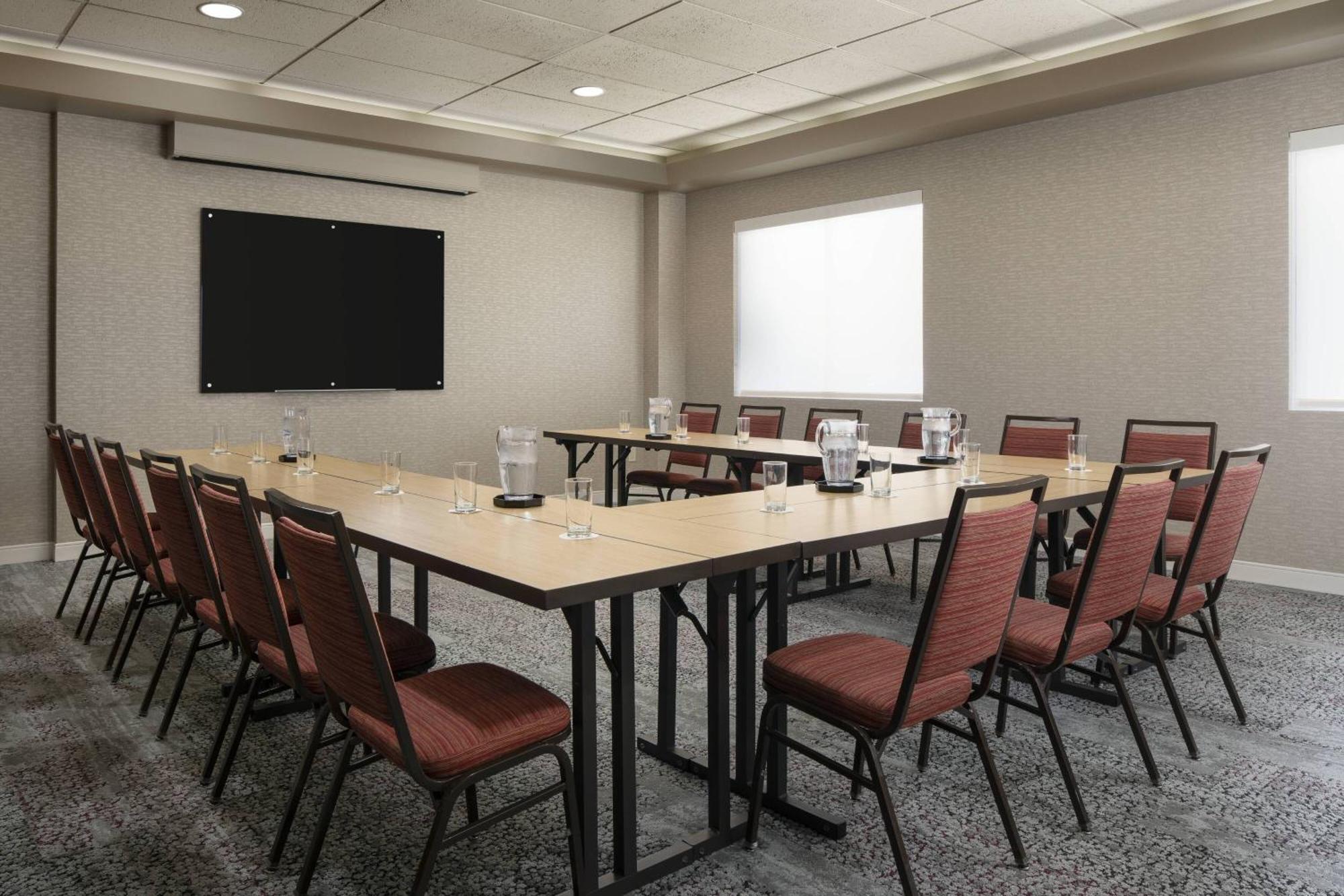 Courtyard By Marriott Denver Airport Экстерьер фото